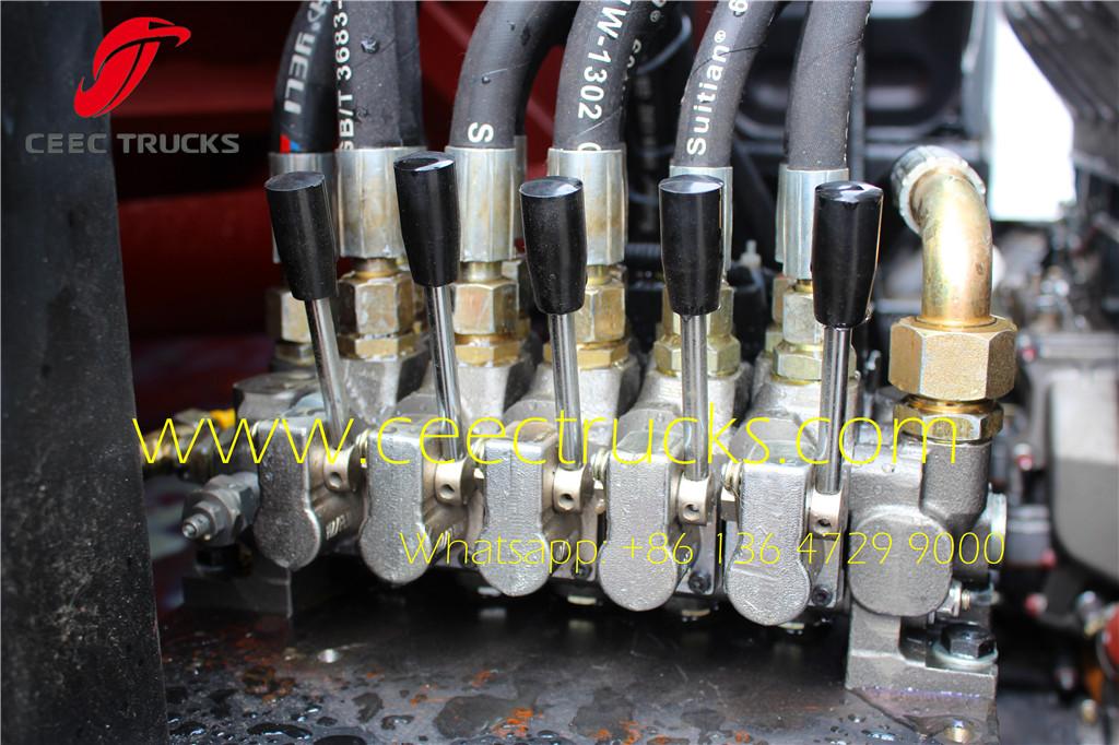 ISUZU 5cbm refuse compression truck operation joysticks