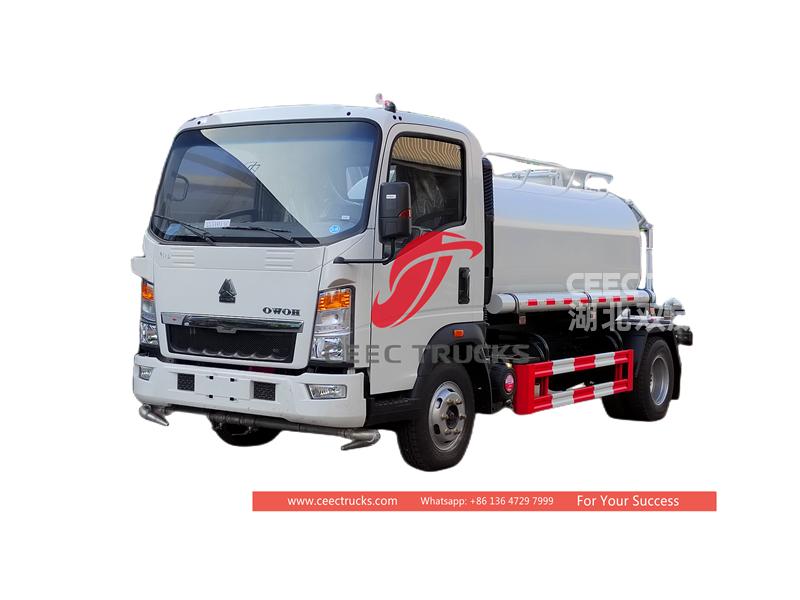 howo 4 cbm water tanker truck 