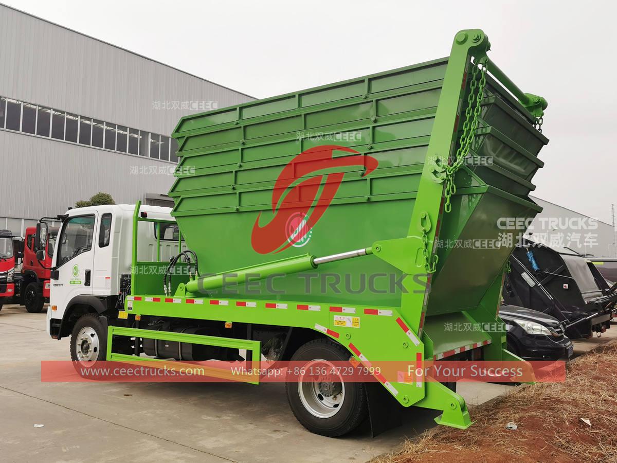 HOWO 6 wheeler 8CBM swing arm garbage truck