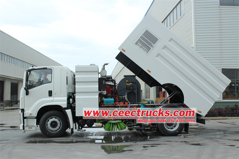 Isuzu FTR 10000L airport sweeper truck