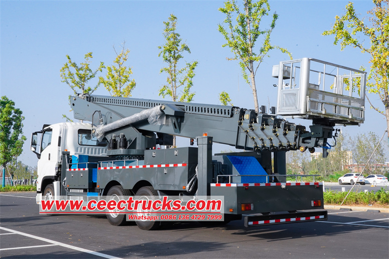 Isuzu GIGA 56m man lifter truck