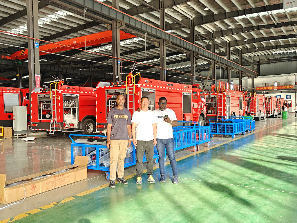 FOTON fire trucks ready for shipment