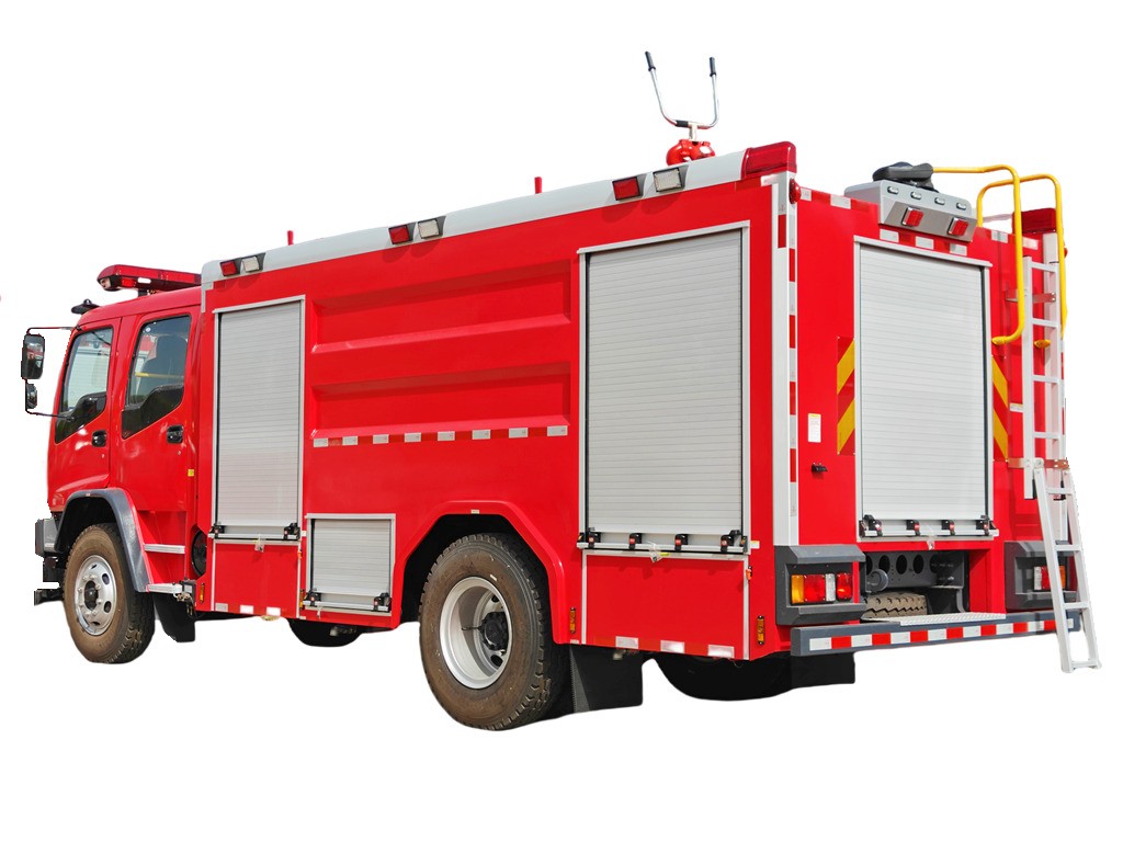 Isuzu foam pumper fire truck