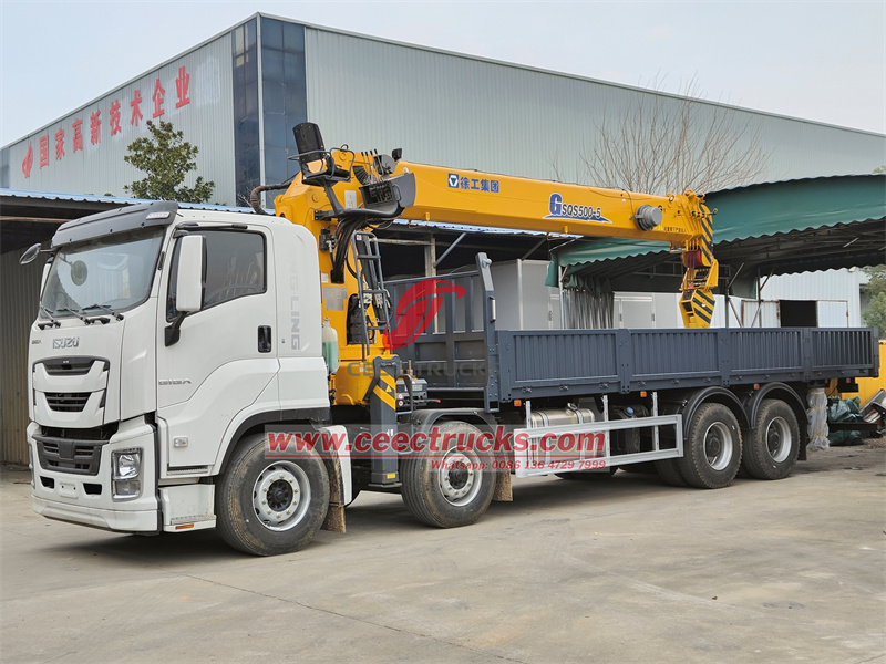 Isuzu GIGA boom crane dropside cargo truck