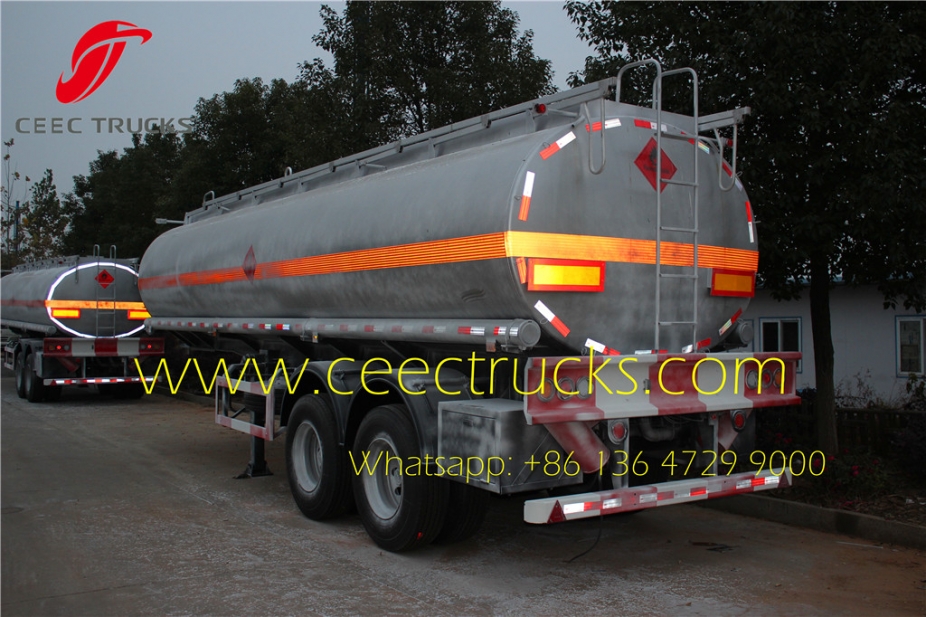 China best 3 axle oil tanker semitrailer export