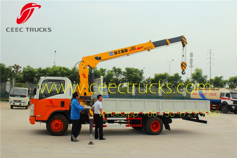 myanmar export ISUZU 5 T boom crane mounted truck