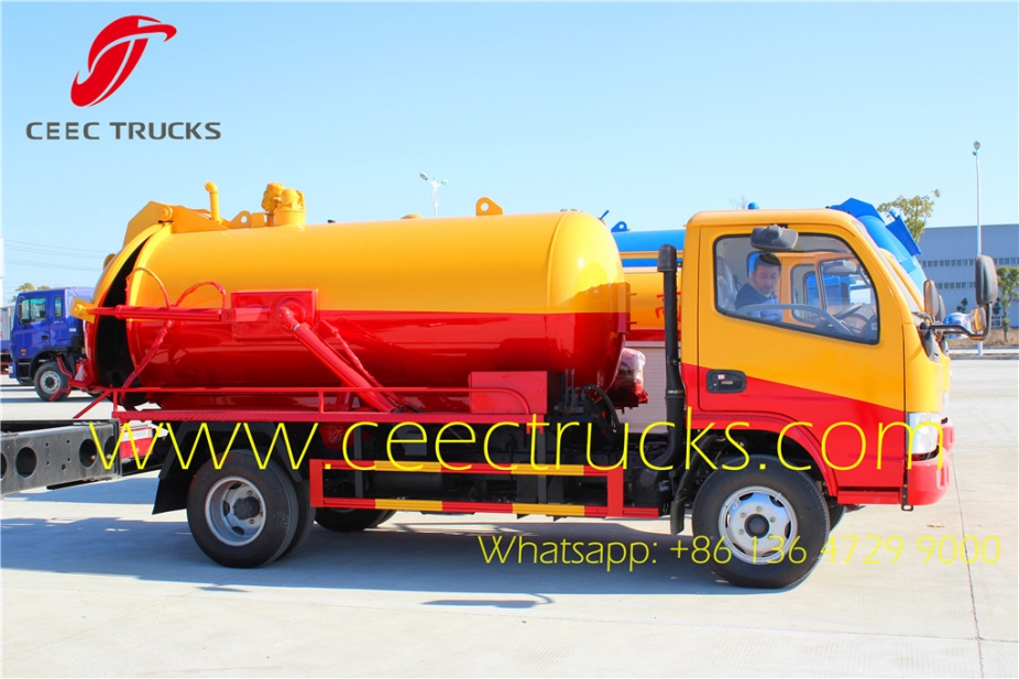 2016 best selling model 4CBM sewage suction tanker truck