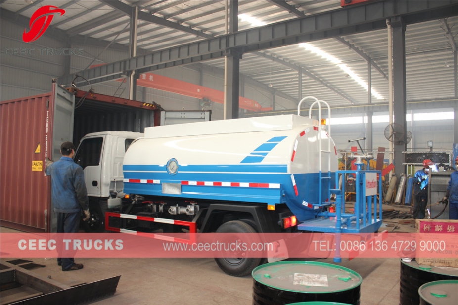 CEEC Hot Sale 5CBM Water Tanker Truck Low Price