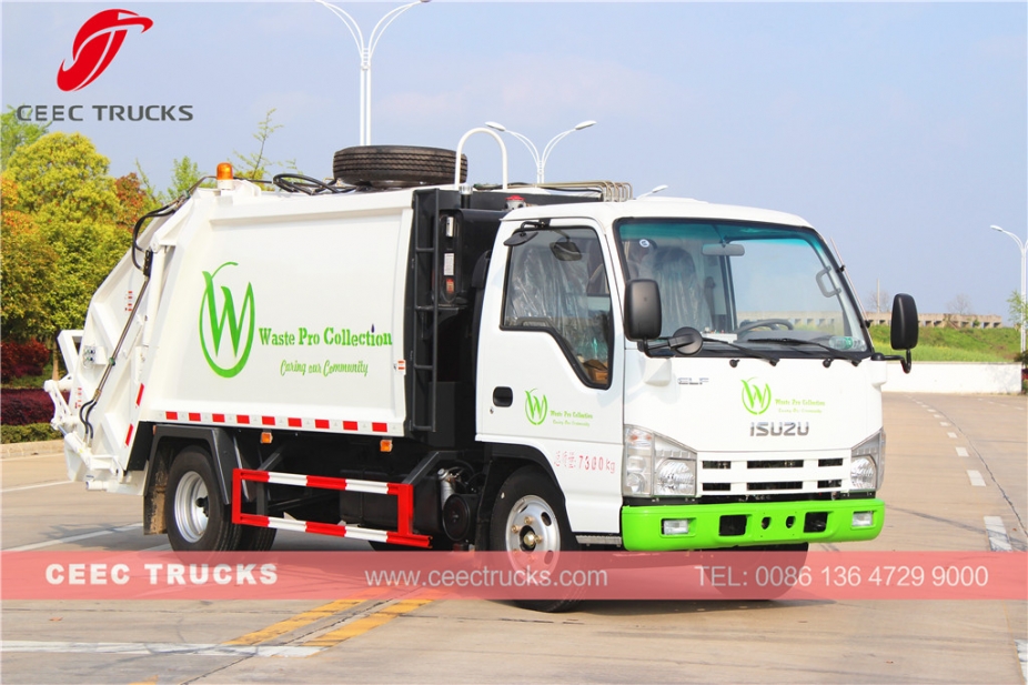 Truk pemadat sampah ISUZU 5cbm