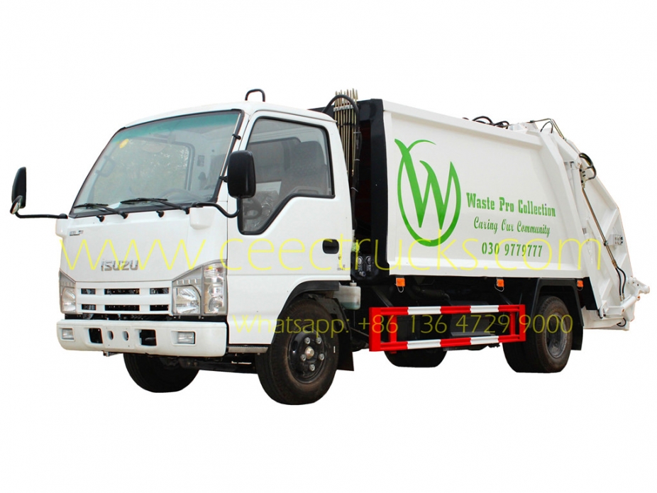 Truk pemadat sampah ISUZU 5cbm