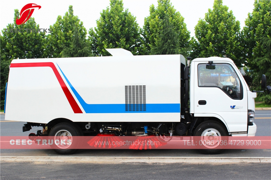 ISUZU 5 CBM road sweeper truck