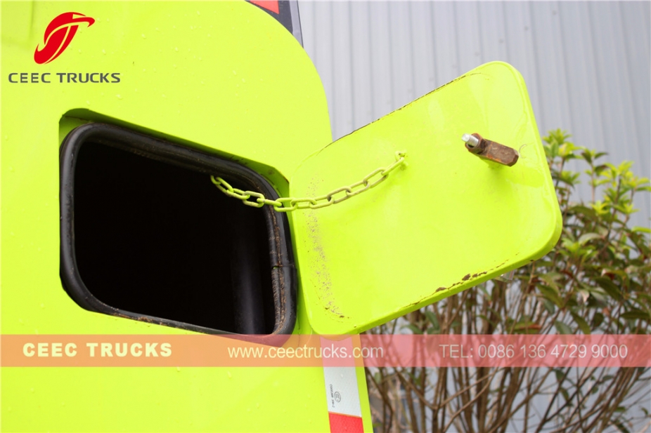 Kendaraan penyapu jalan Dongfeng 12.000L