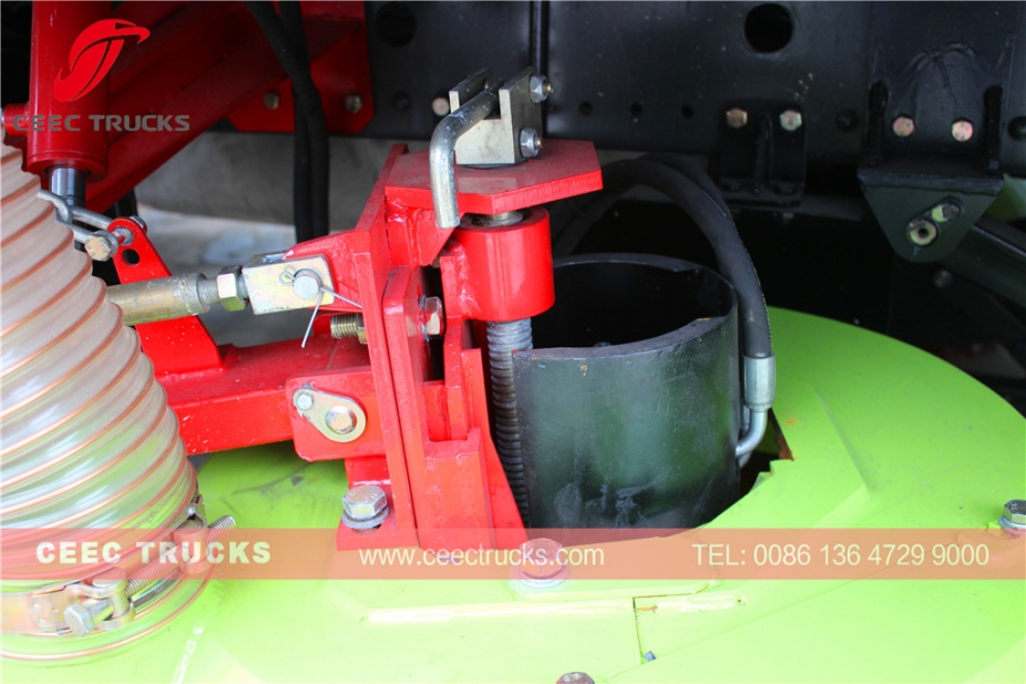 Kendaraan penyapu jalan Dongfeng 12.000L