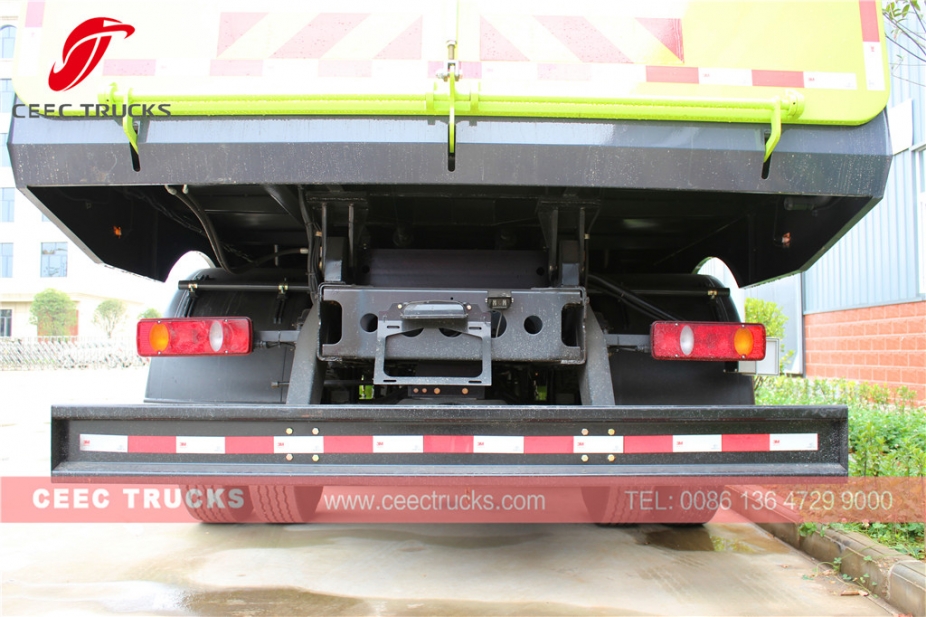 Kendaraan penyapu jalan Dongfeng 12.000L