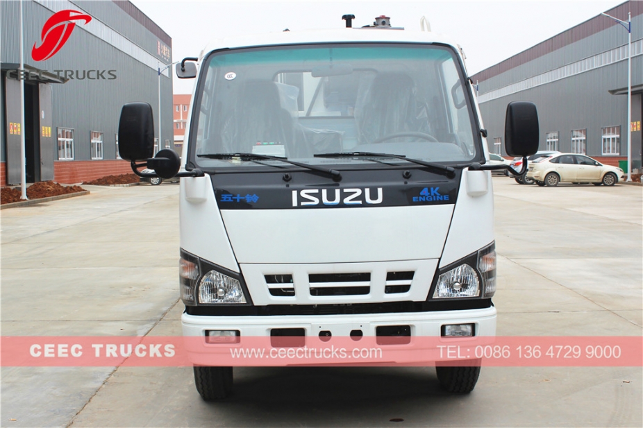 Kendaraan kompresor sampah ISUZU 5000L