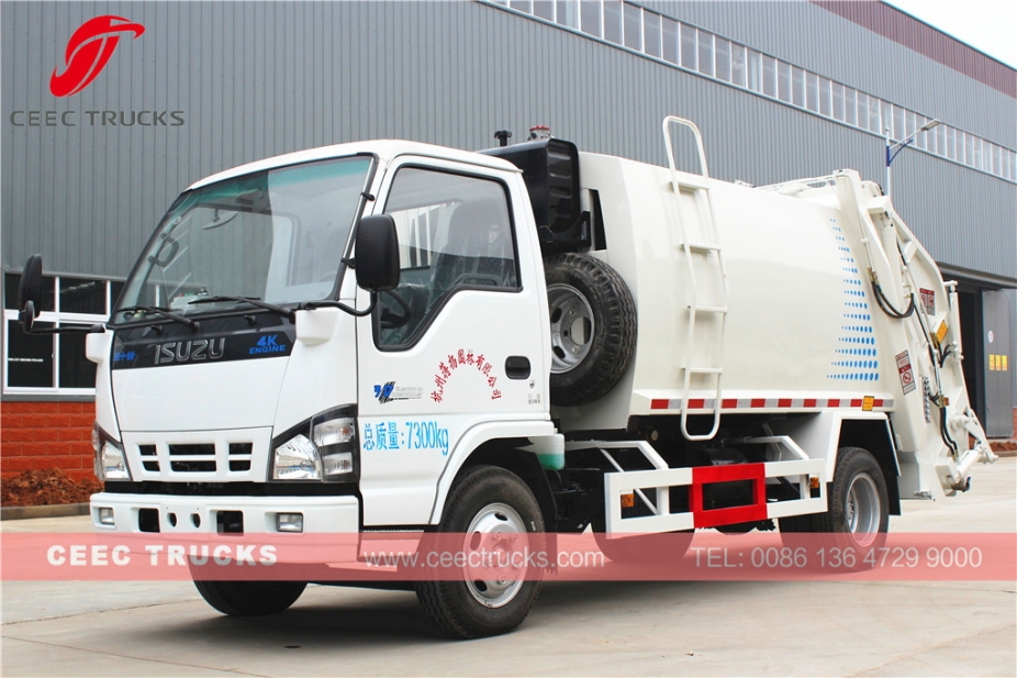 Kendaraan kompresor sampah ISUZU 5000L