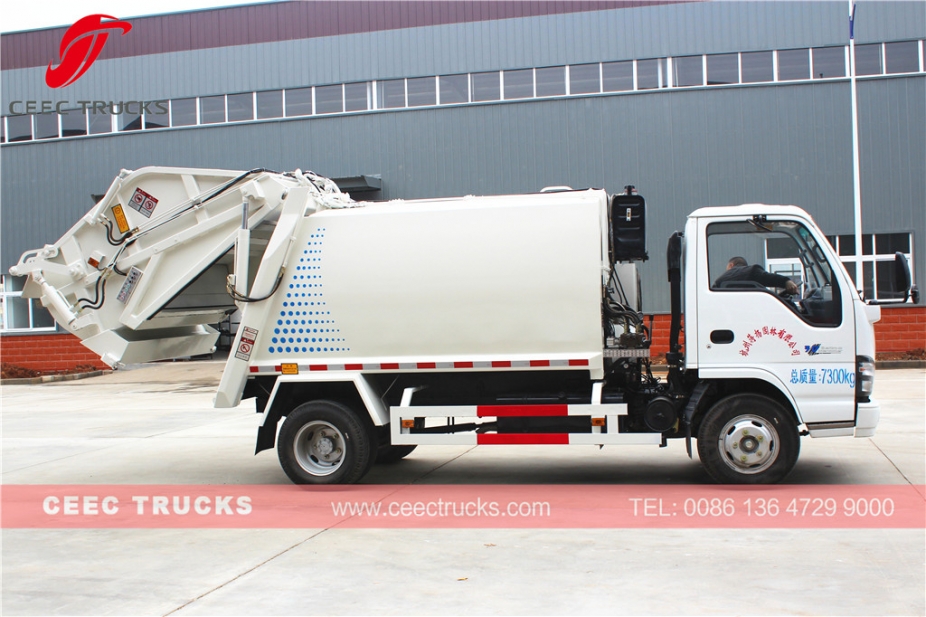 Kendaraan kompresor sampah ISUZU 5000L