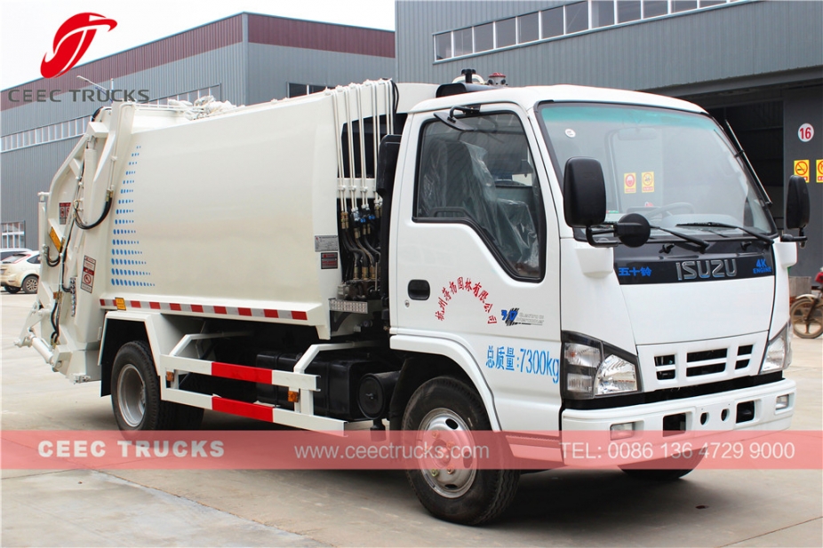 Kendaraan kompresor sampah ISUZU 5000L