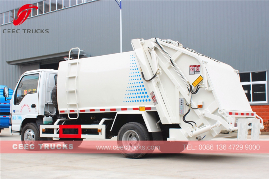 Kendaraan kompresor sampah ISUZU 5000L