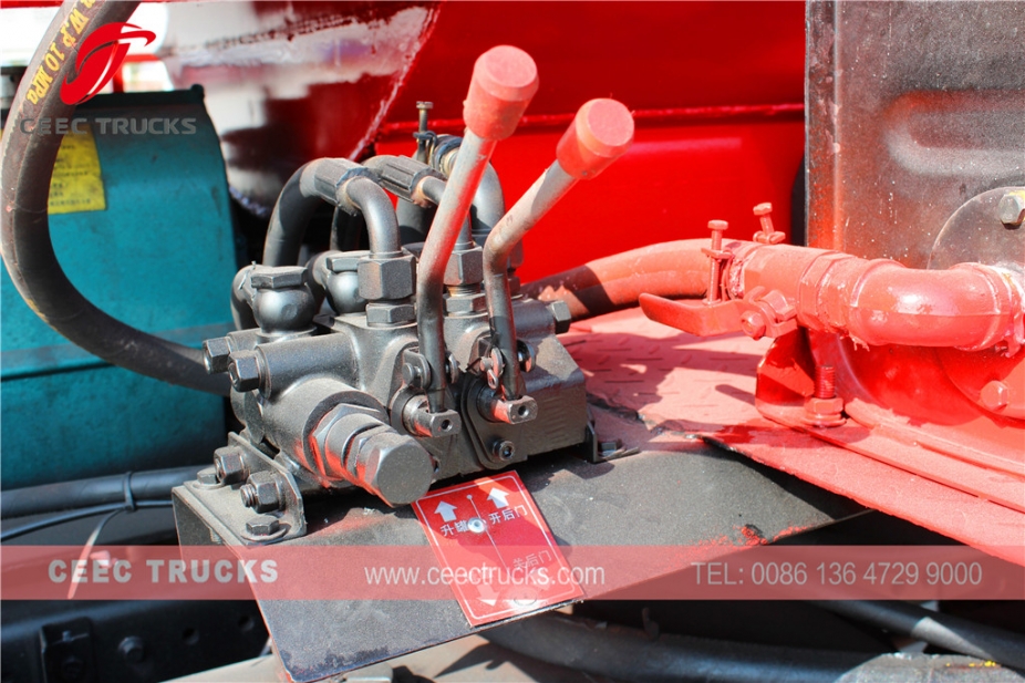 Dongfeng 10,000L Cesspit lebih kosong