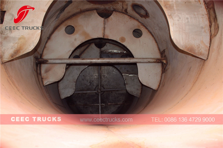 Truk tanker penghisap limbah vakum Dongfeng 16CBM