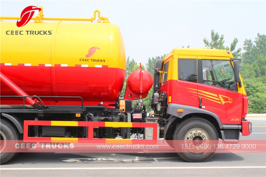 Truk tanker kosong limbah FAW 18CBM