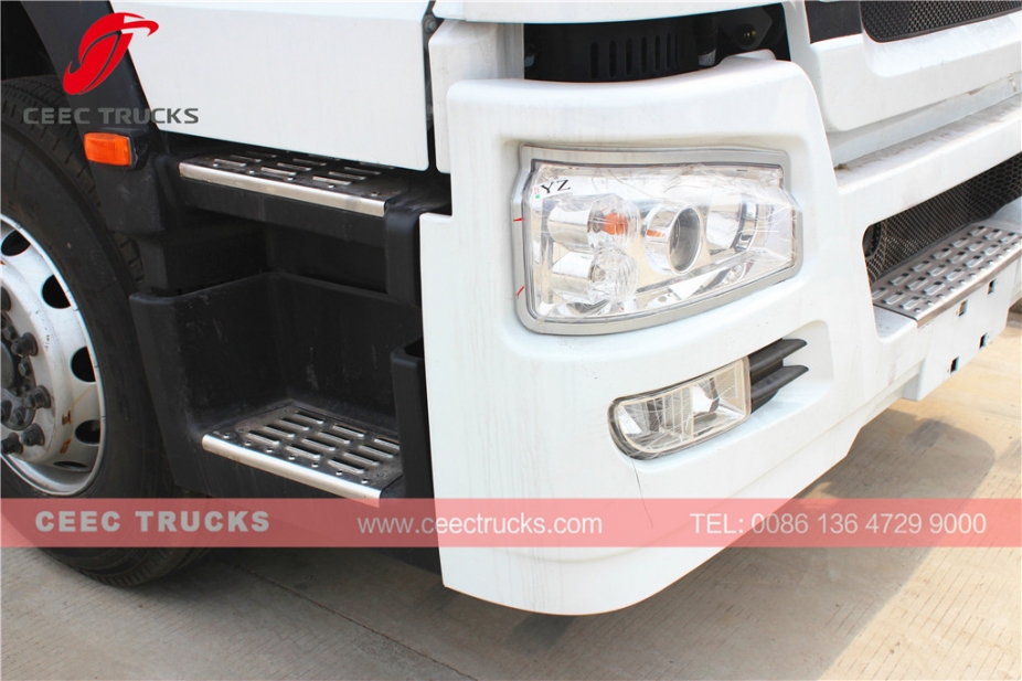 HOWO RHD model truk saluran pembuangan vakum 10.000L