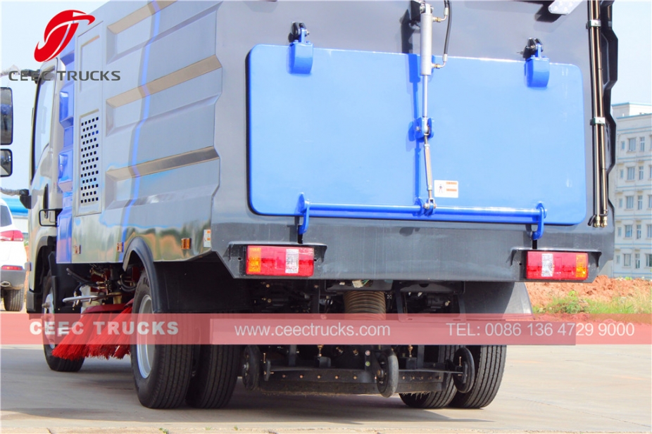 FAW 5CBM road sweeper truck low price