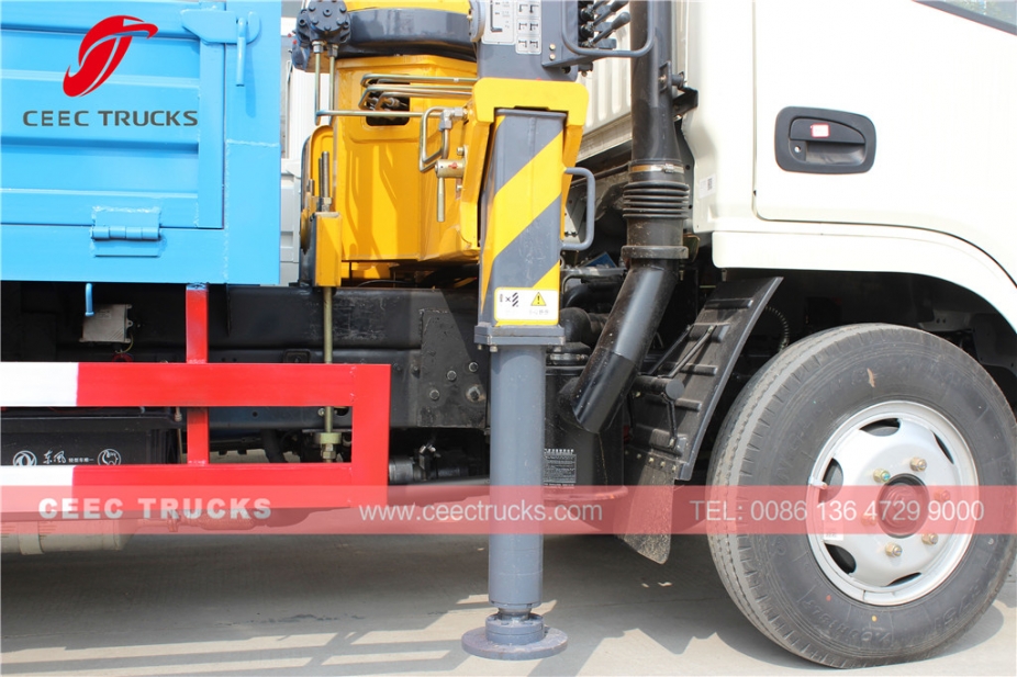 DONGFENG 3.2T truck mounted boom crane