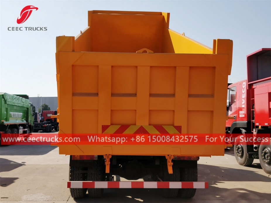 Truk Tipper SHACMAN F2000 6x4