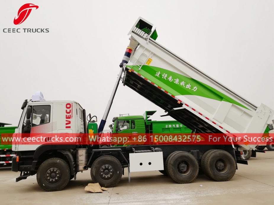 Truk sampah 8x4 IVECO