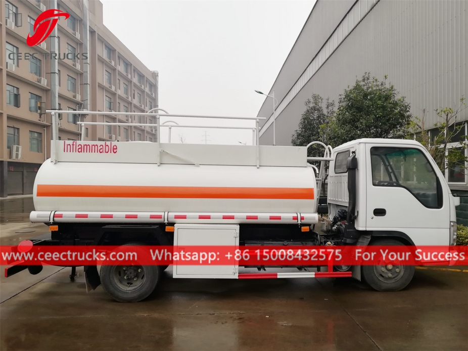 Truk tangki bahan bakar ISUZU