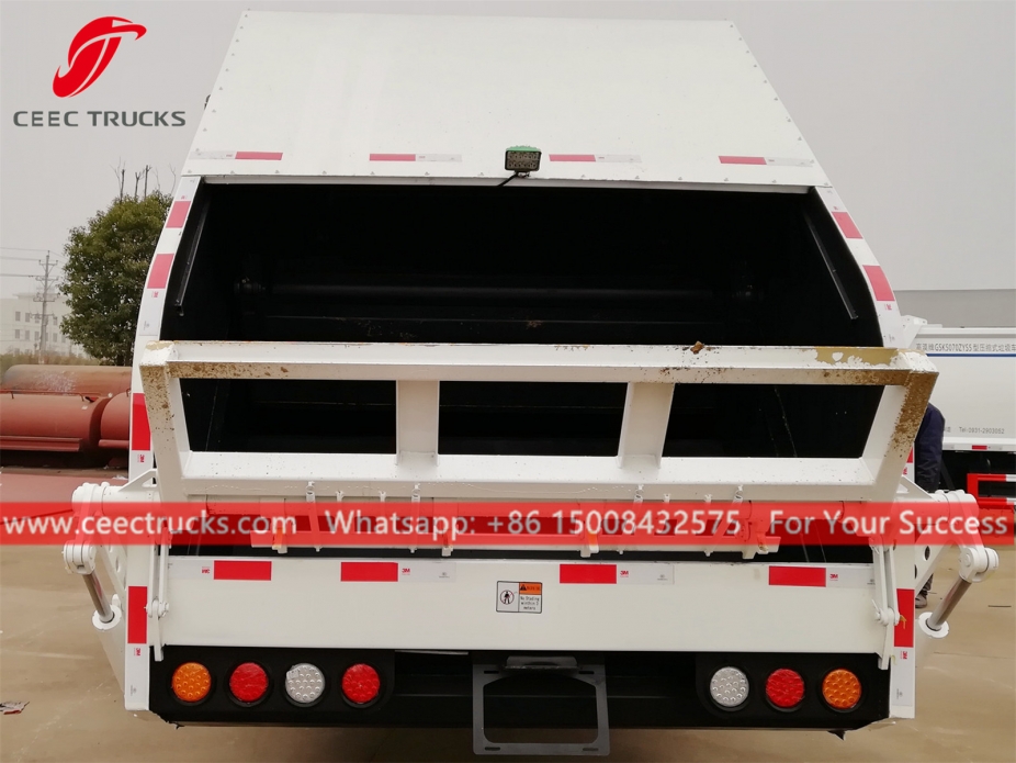 Truk pengumpul sampah 12 CBM ISUZU