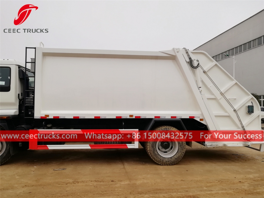 Truk pengumpul sampah 12 CBM ISUZU