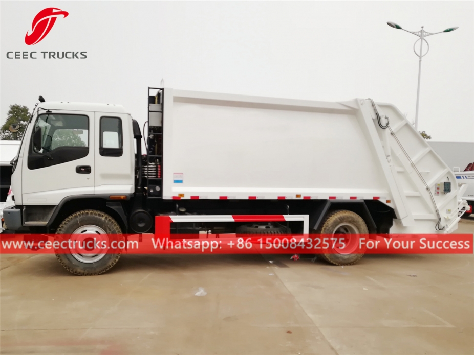 Truk pengumpul sampah 12 CBM ISUZU