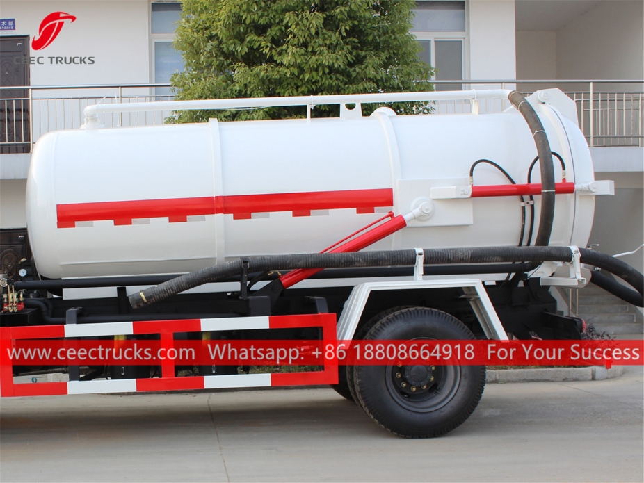 Kapal tanker hisap 10.000 Liter DongFeng