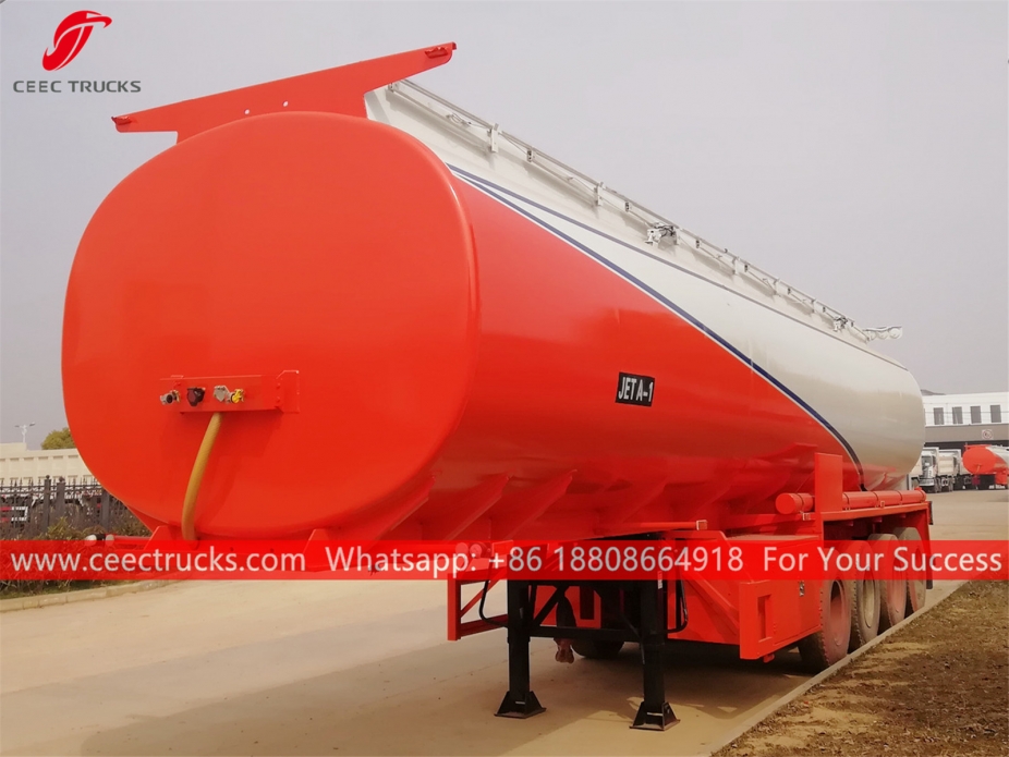 Semitrailer tanker bahan bakar 45.000L