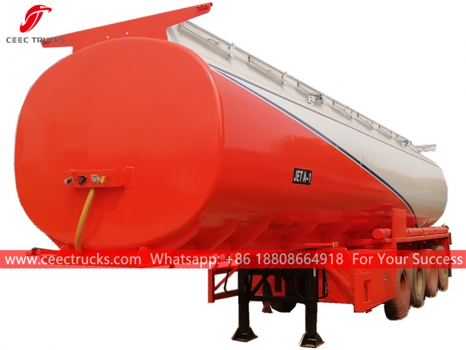 Semitrailer tanker bahan bakar 45.000L