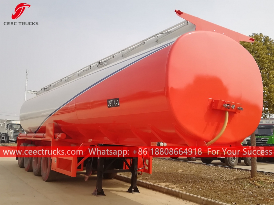 Semitrailer tanker bahan bakar 45.000L