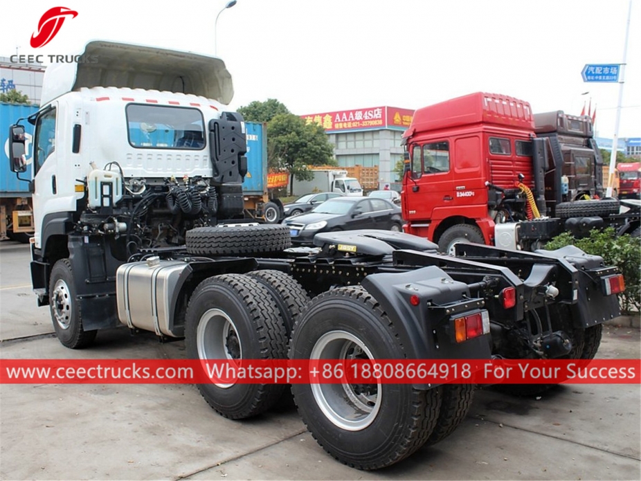 Truk Traktor 6x4 ISUZU