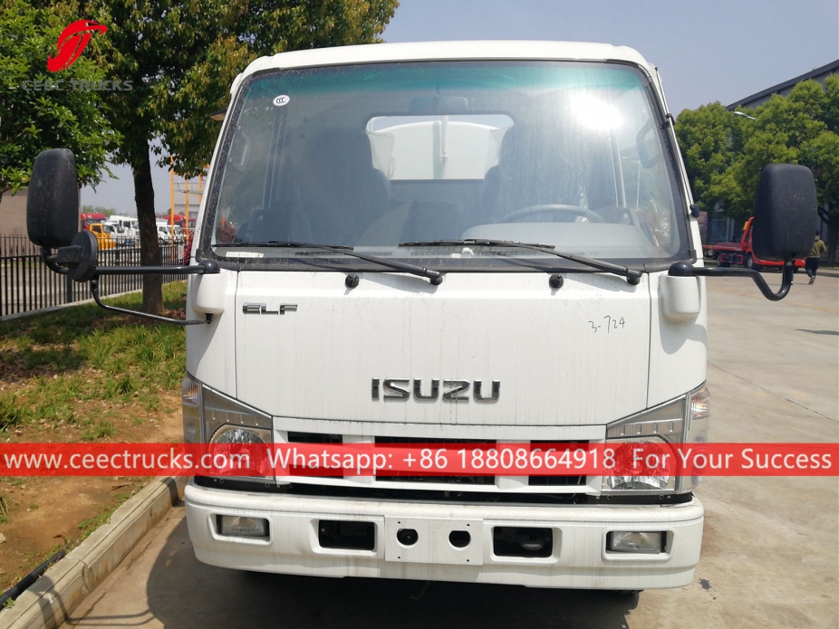 Truk Penyiraman Air ISUZU ELF