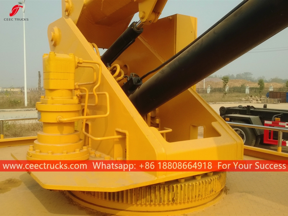 Truk Platform Kerja Udara ISUZU 18m