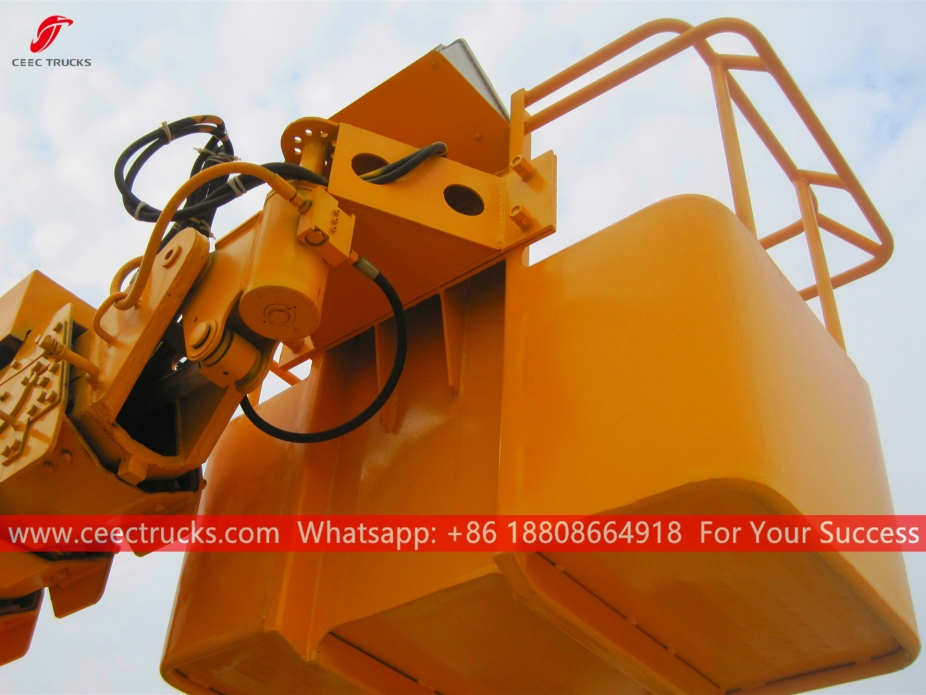 Truk Platform Kerja Udara ISUZU 18m