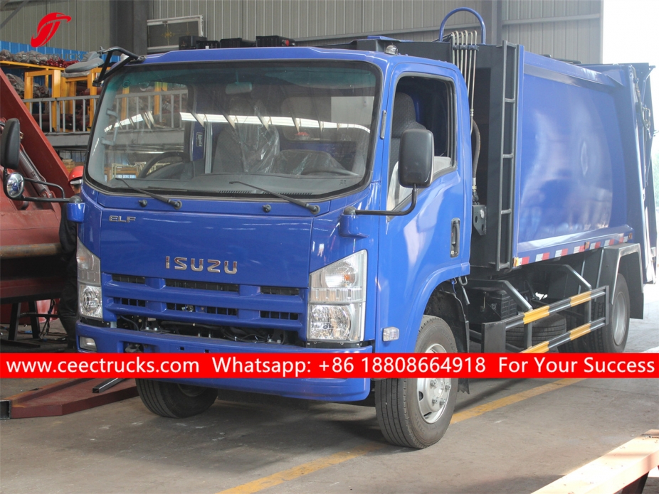 Pemadat Sampah ISUZU 8 CBM