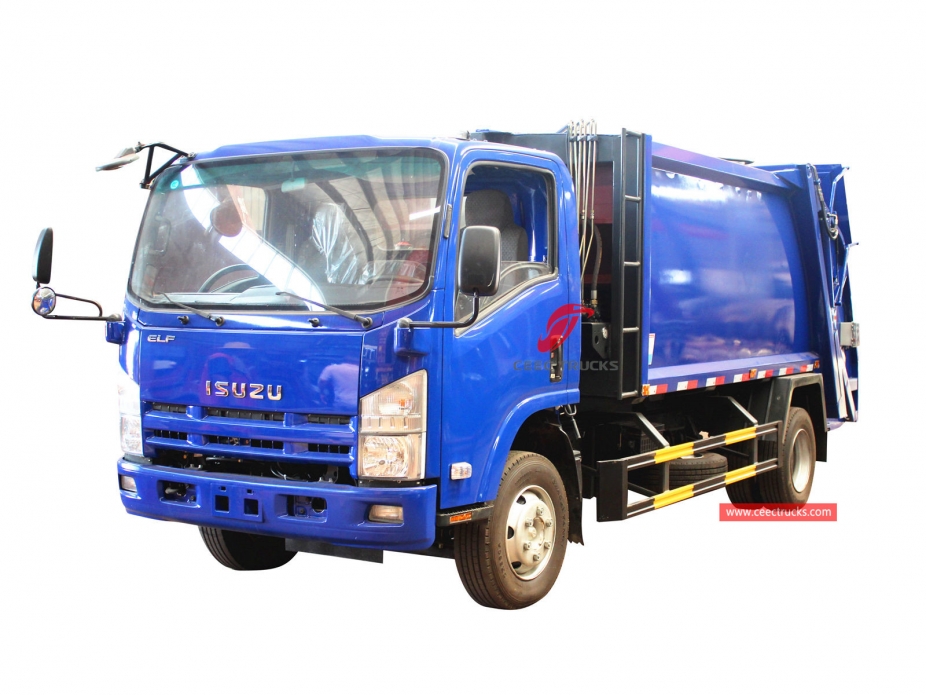 Pemadat Sampah ISUZU 8 CBM