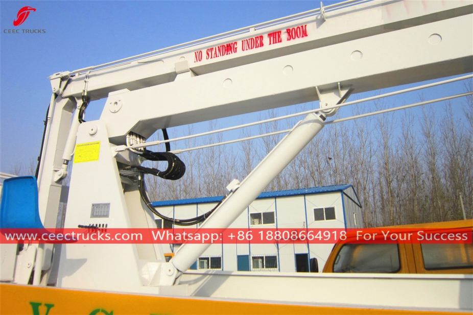 Truk platform kerja overhead ISUZU 6x4