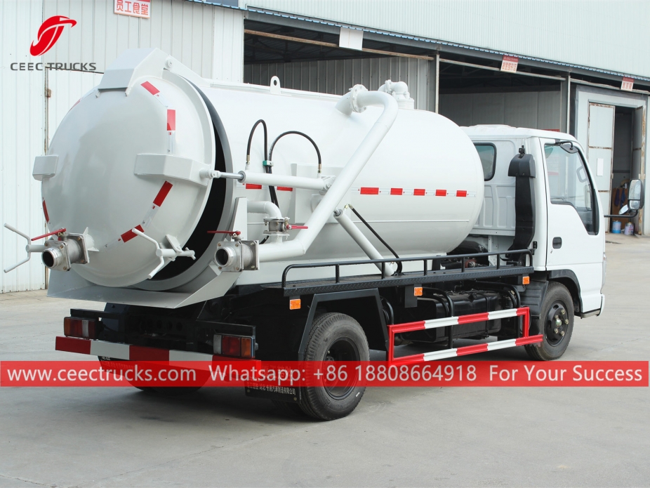 Truk Limbah Vakum 4.000 Liter ISUZU