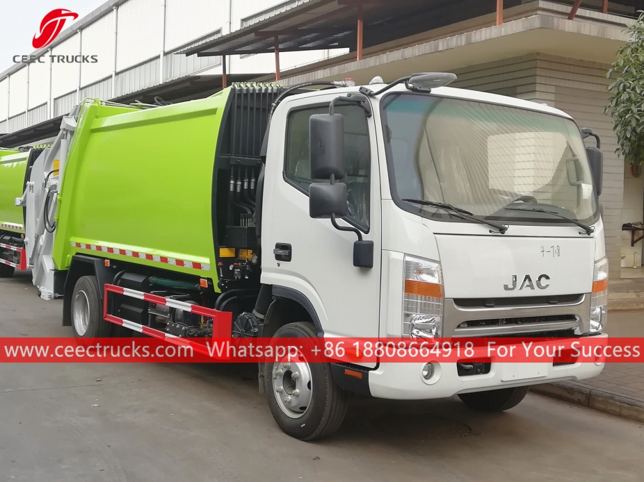 Truk Pemadat Sampah 6CBM JAC