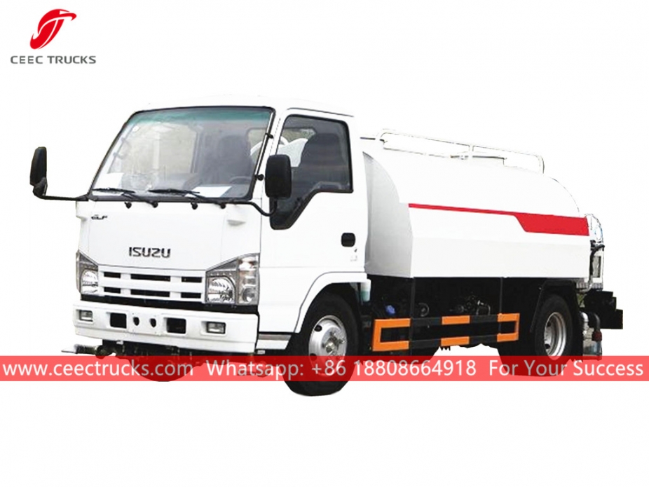 ISUZU 4CBM Water bowser dengan selang bertekanan tinggi