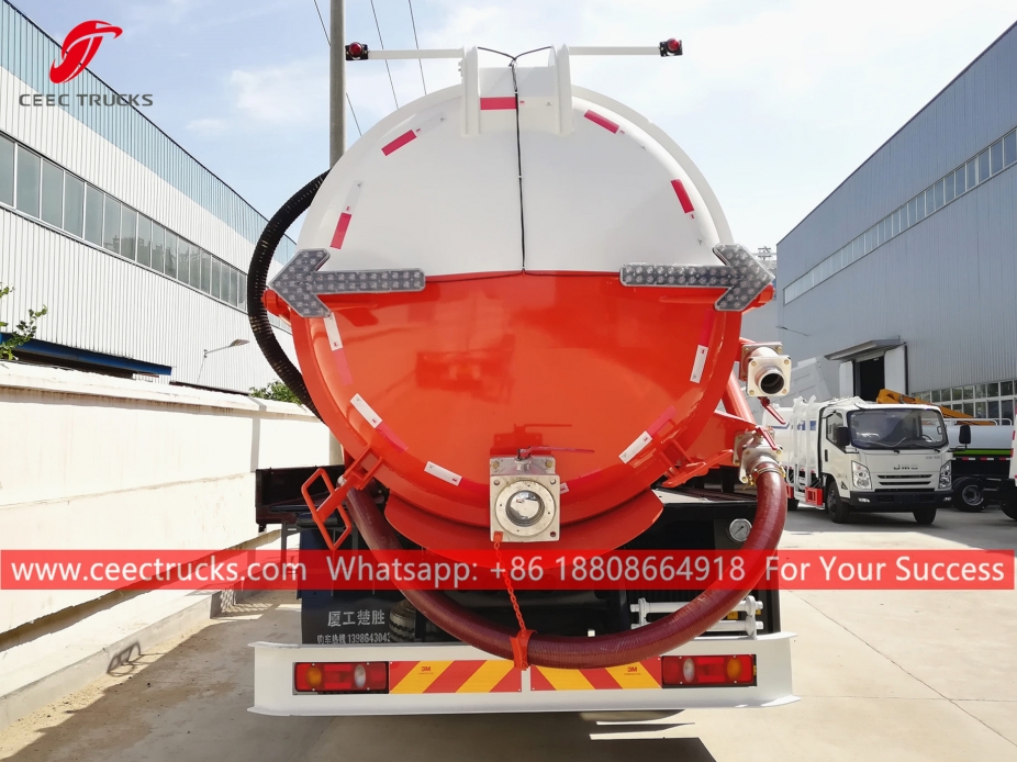 Truk Pengisap Limbah 11.000 Liter DONGFENG